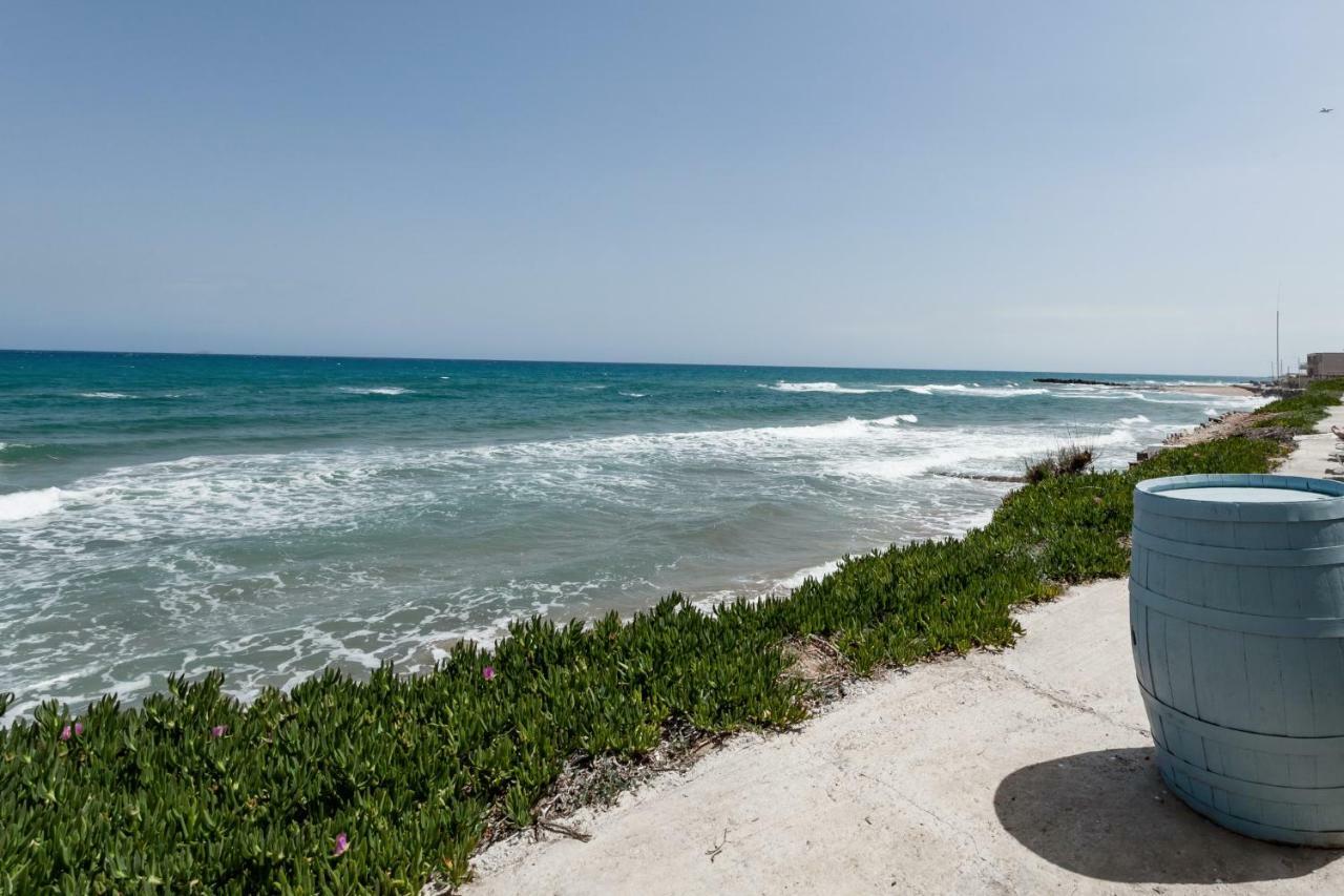 Pebble, An Idyllic Seaside Suite Kokkini Hani Esterno foto